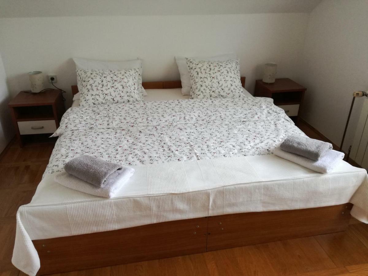 Appartement Apartman Jasmin à Čatrnja Extérieur photo